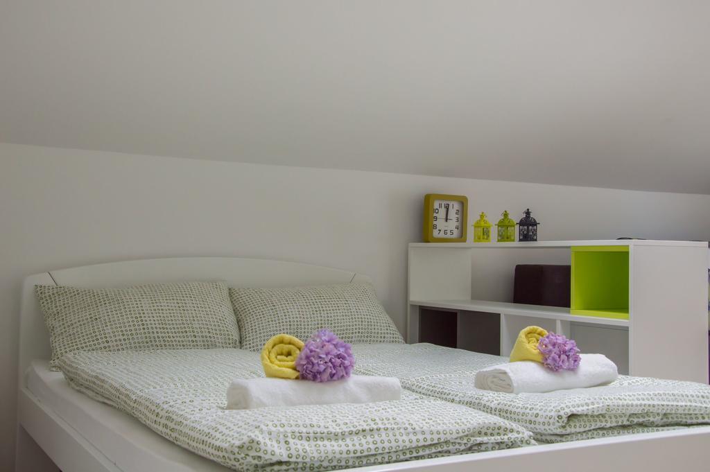 Apartments Punta By Sea Umag Exteriör bild