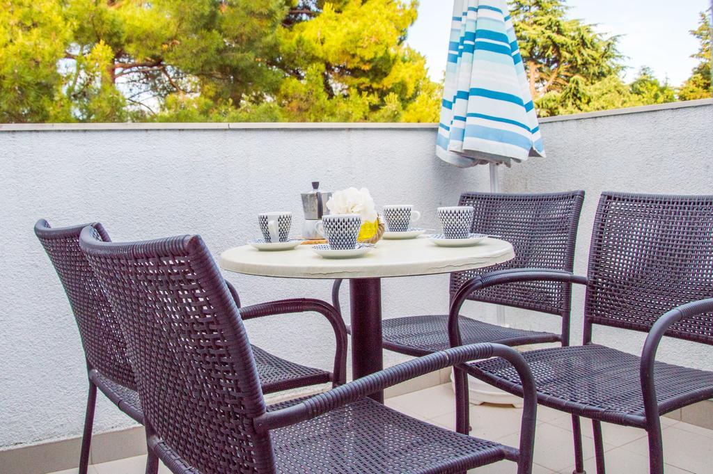 Apartments Punta By Sea Umag Exteriör bild