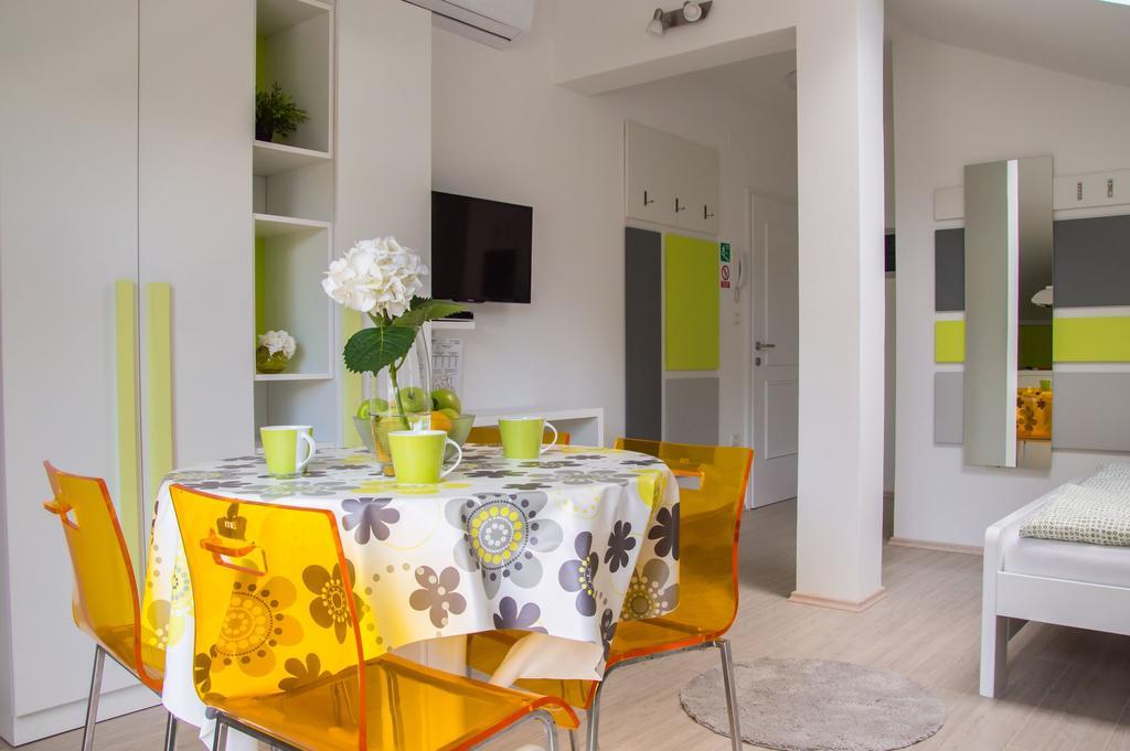 Apartments Punta By Sea Umag Exteriör bild