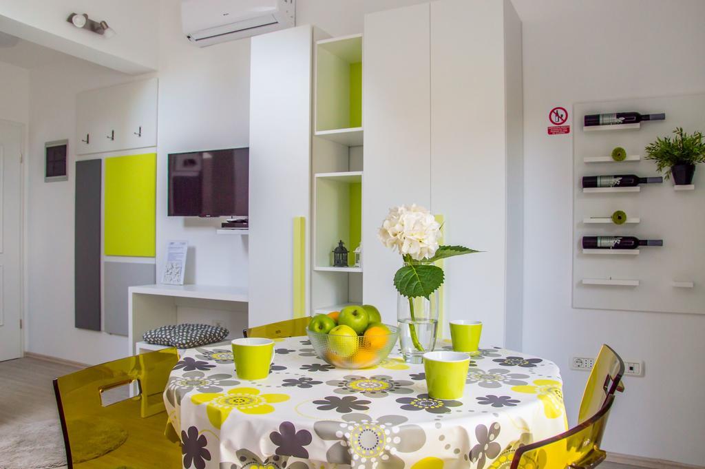 Apartments Punta By Sea Umag Exteriör bild