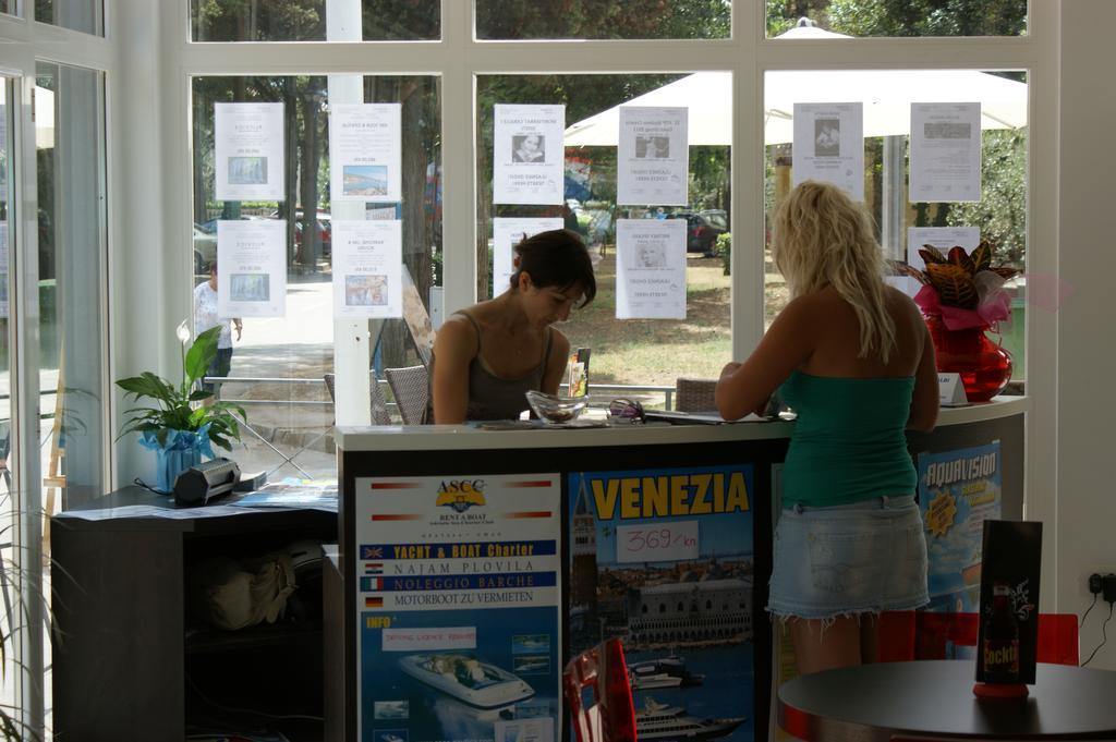 Apartments Punta By Sea Umag Exteriör bild