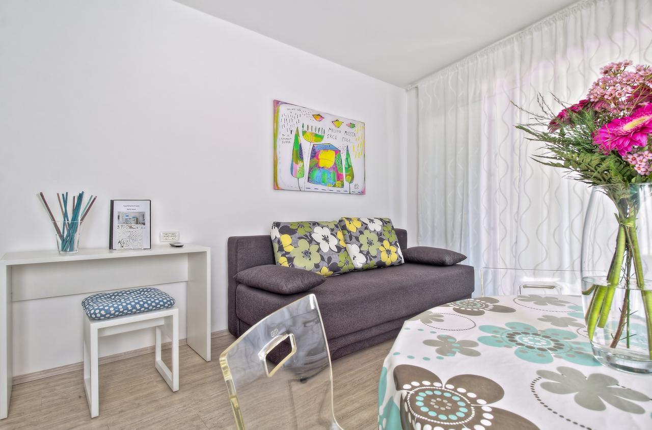 Apartments Punta By Sea Umag Exteriör bild